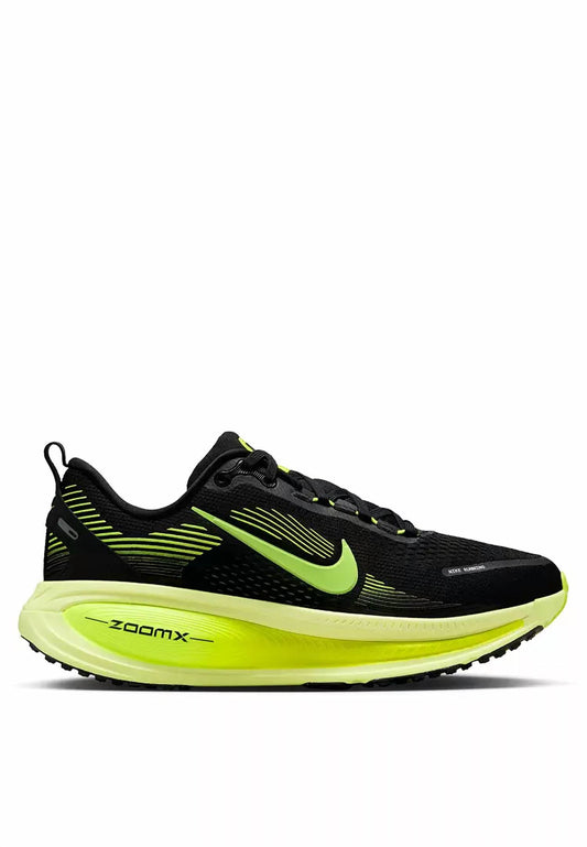 Nike - Women's Vomero 18 Sneakers