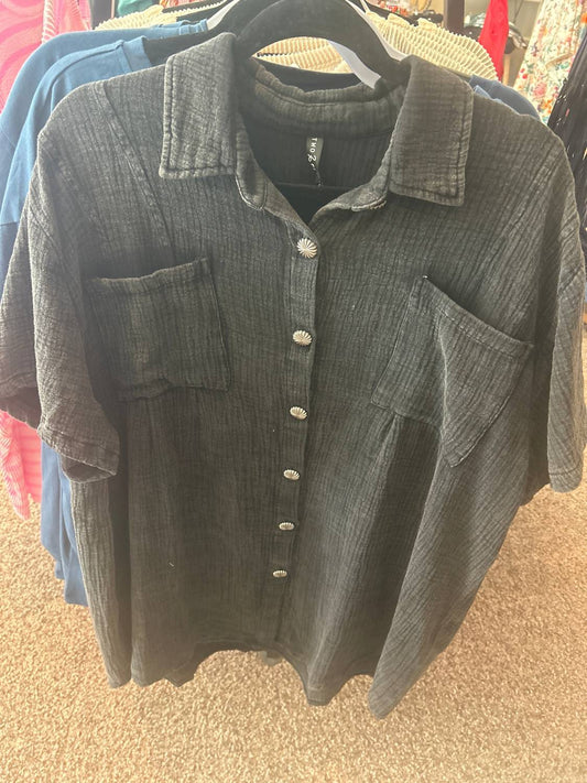 2Flyco - Button Up Top