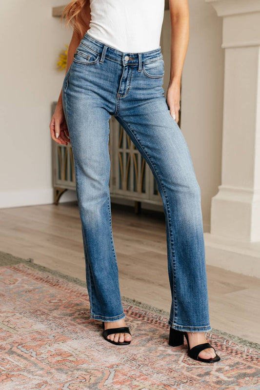 Judy Blue - Mid Rise Vintage Non Distressed Bootcut Jeans