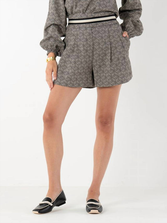 Emily Mccarthy - Relaxed Short