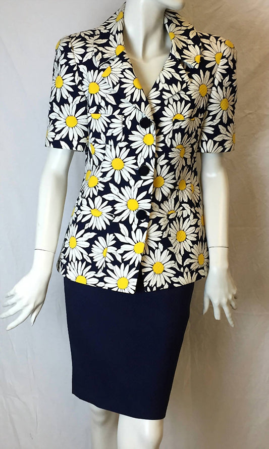 Ruty - Women's Flower Print Jacket And Straight Short Skirt