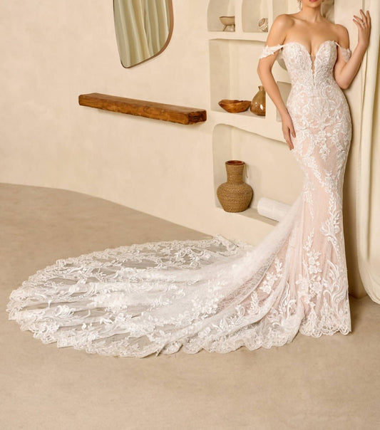 Ivoire By Kitty Chen - Madeline Lace Fit And Flare Gown