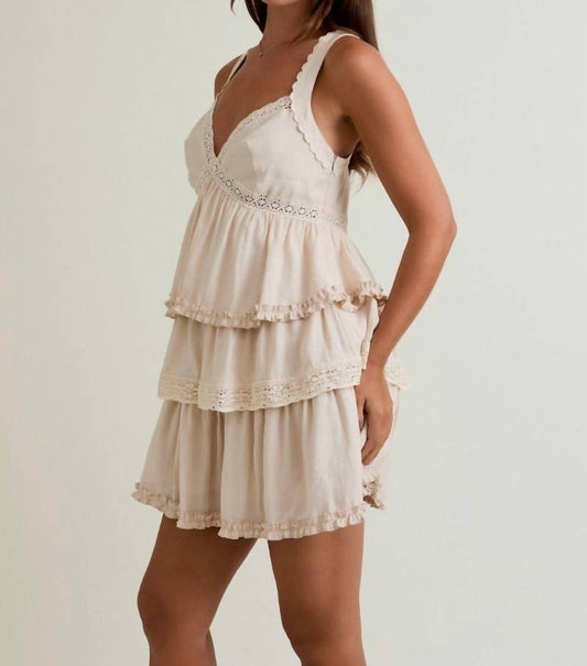Le Lis - V-neck Lace Ruffle Mini Dress