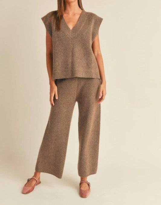 Miou Muse - Sweater Vest Set