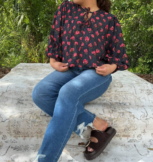 Umgee - Mix Floral Pintuck Top