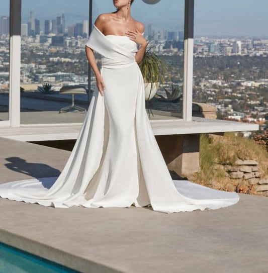 Casablanca - Edie Cape