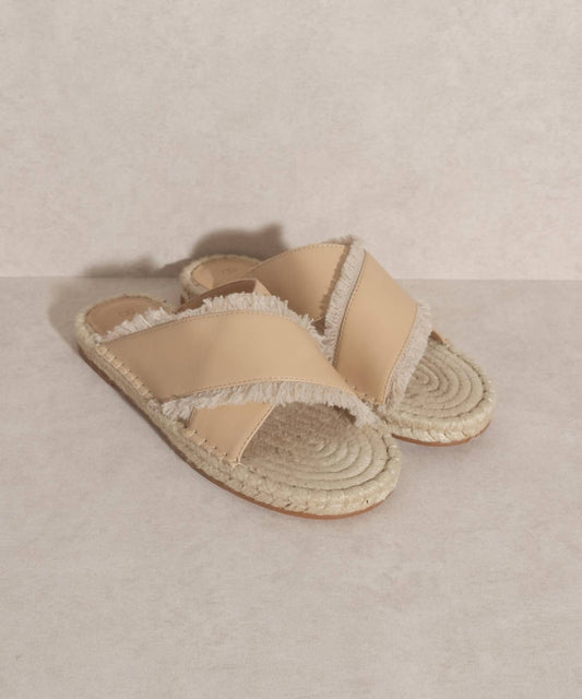 Oasis Society - Women's Cross My Heart Sandal