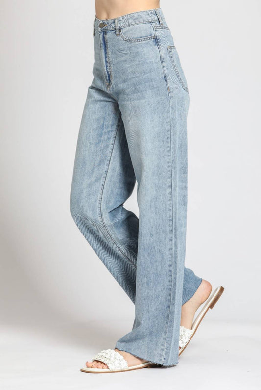 Apny - Feather Weight Wide Leg Jean