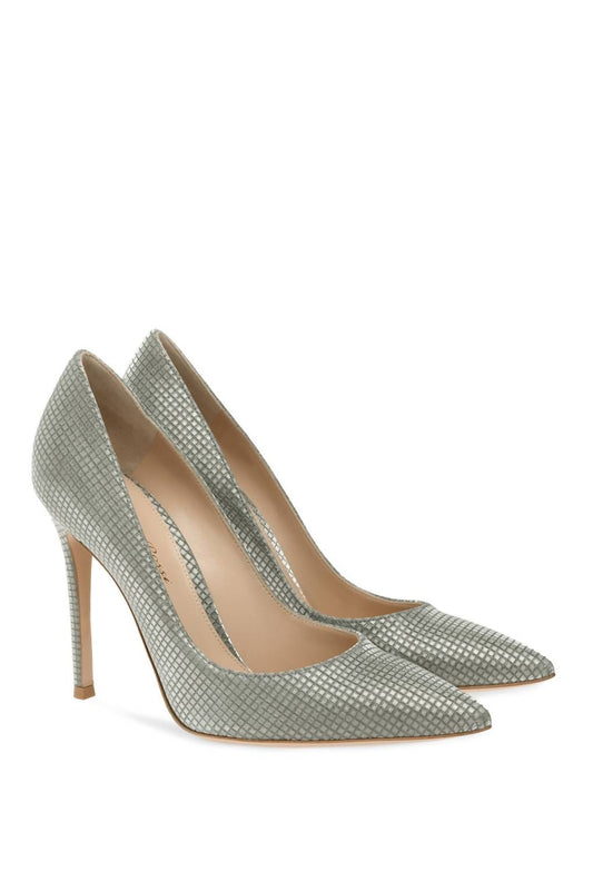 Stiletto pump