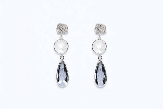 Avenue Chic - Women's Rose Teardrop Earrings