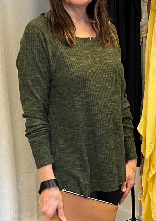 Ariella - High Low Long Sleeve Top