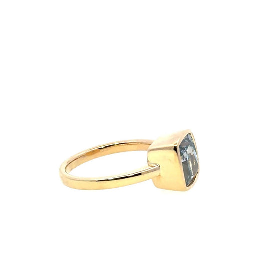 Aamiaa - Women's Cushion Shape Lab Grown Diamond Ring