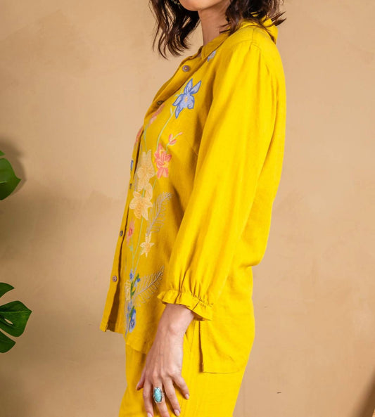 Paparazzi - Embroidered Linen 3/4 Sleeve Shirt