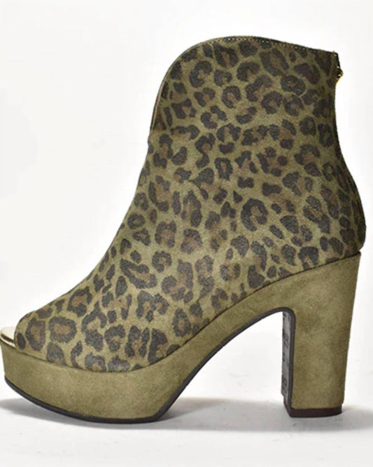 Cordani - Women's Tabbi Peep-toe Bootie