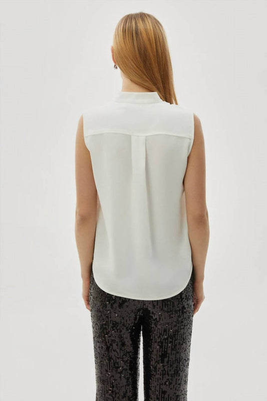 Exquise - Brenda Regular Fit Sleeveless Blouse With Lace