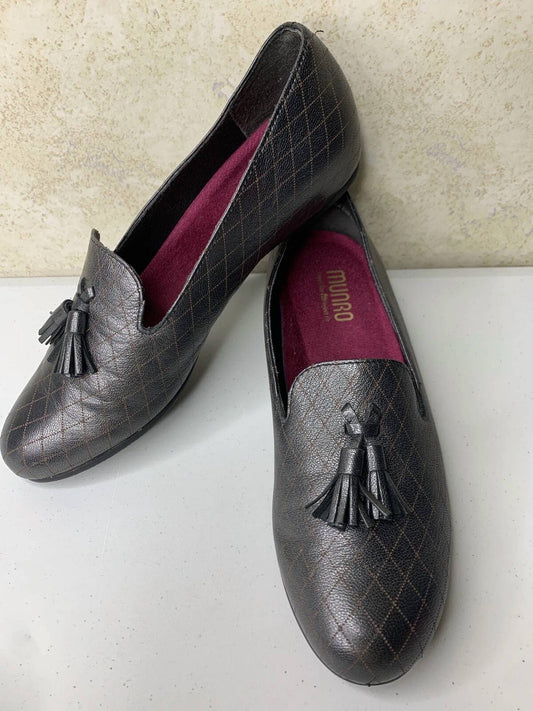 Munro - Women's Tallie Loafer