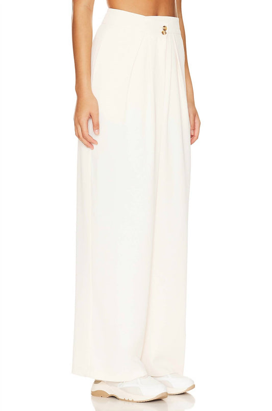 Astr - Boyfriend Pants