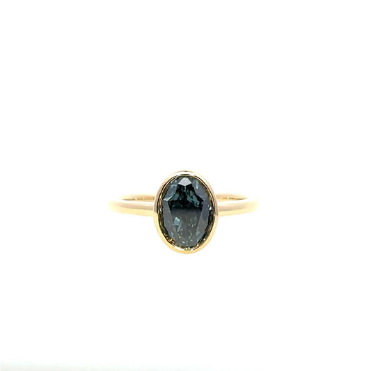 Aamiaa - Women's Oval Shape Lab Grown Diamond Ring