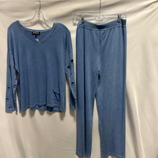 Angel - Women's Cozy With A Twist Set