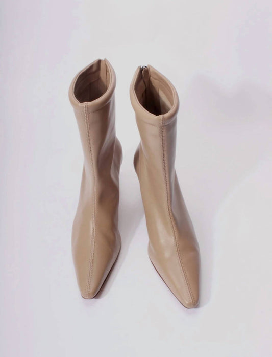 About Arianne - Women's Marcel Smooth Leather Boots