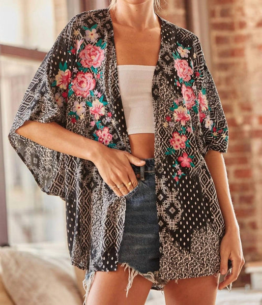 Andree By Unit - Printed Embroidered Kimono