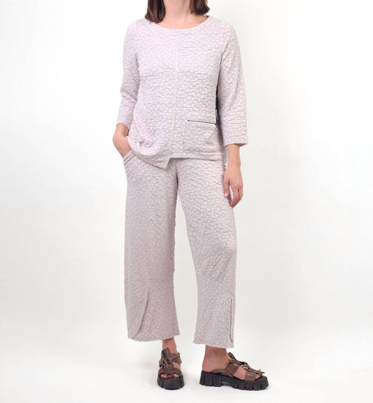 Liv - Elliptical Long Sleeve Pullover