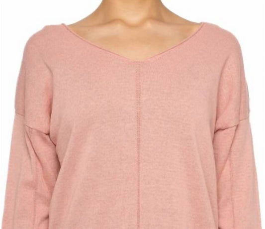 Astrid - Women's Preppy V-neck Top