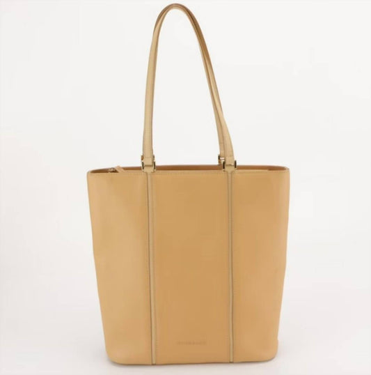 Burberry - Pre-loved Vertical Leather Shoulder Bag