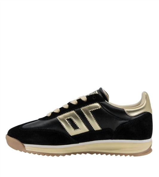 Back 70 - Women's Jogger N Sneaker