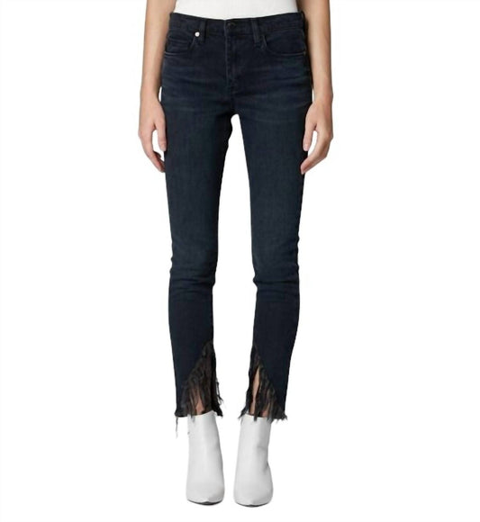 Blanknyc - Bond Frayed Slanted Hem Skinny Jean