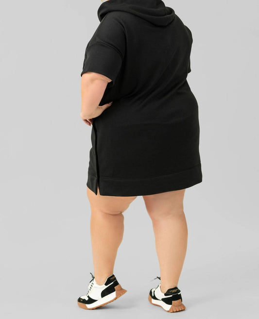 Psophia - Short Sleeve Hoodie - Plus