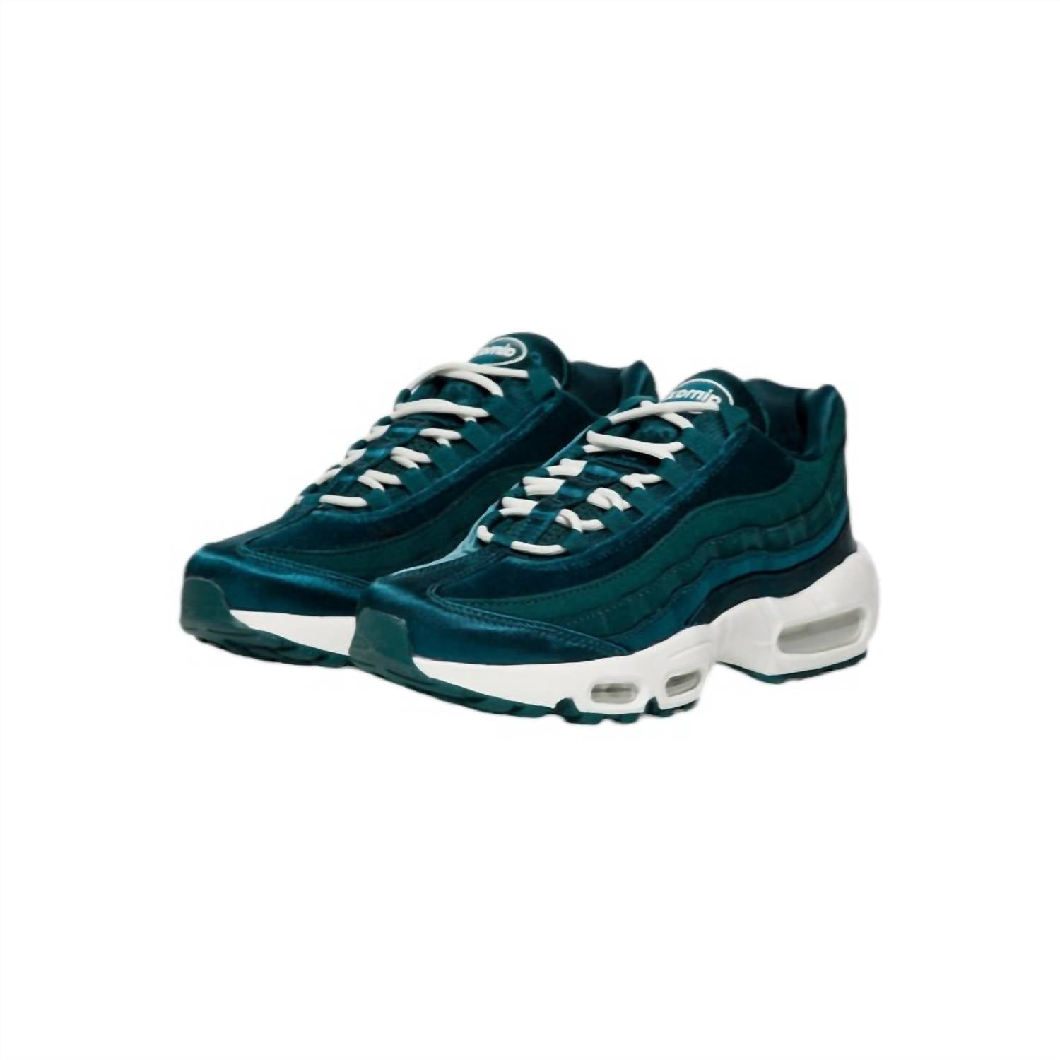 women's nike air max 95 essential