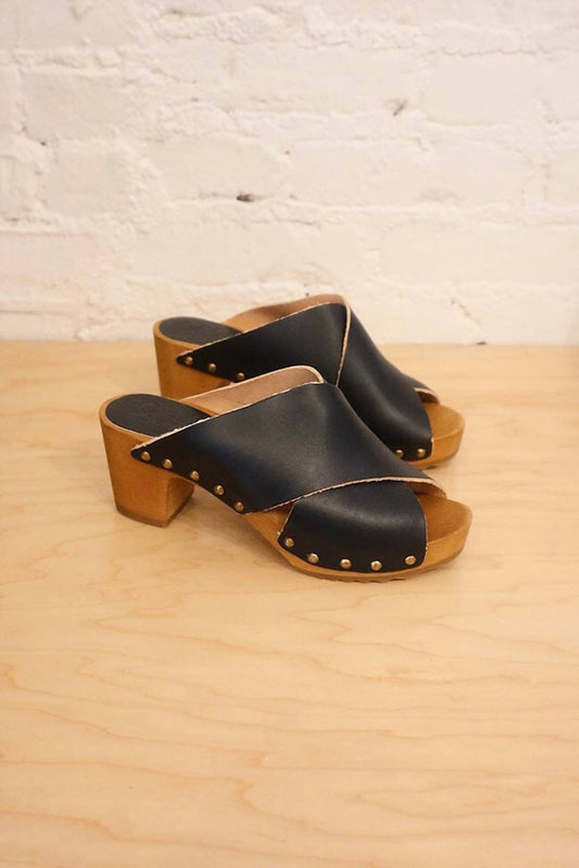 Bosabo - Women's Rita Studded Crossover Sandal