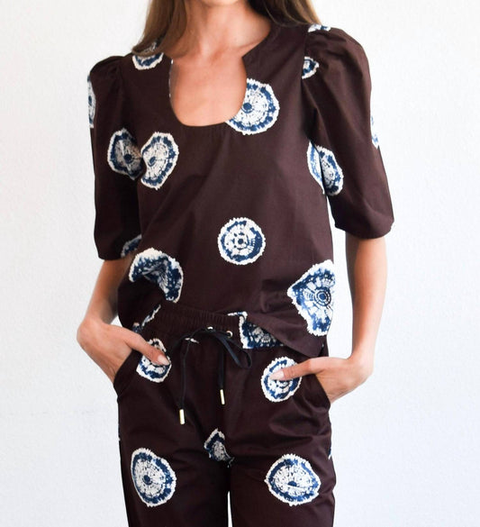 Never A Wallflower - Horseshoe Top