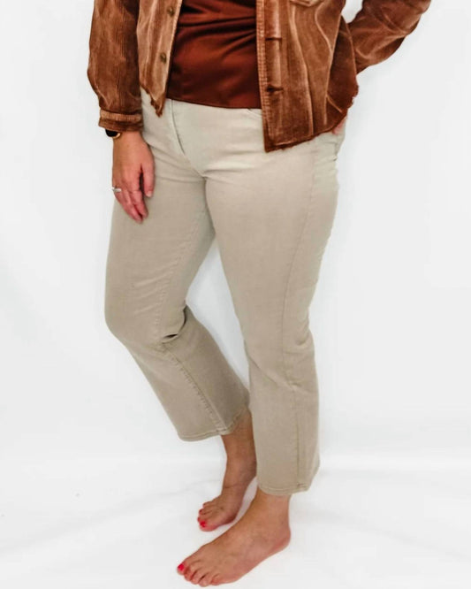 Risen - Women's Mid-rise Straight Jeans