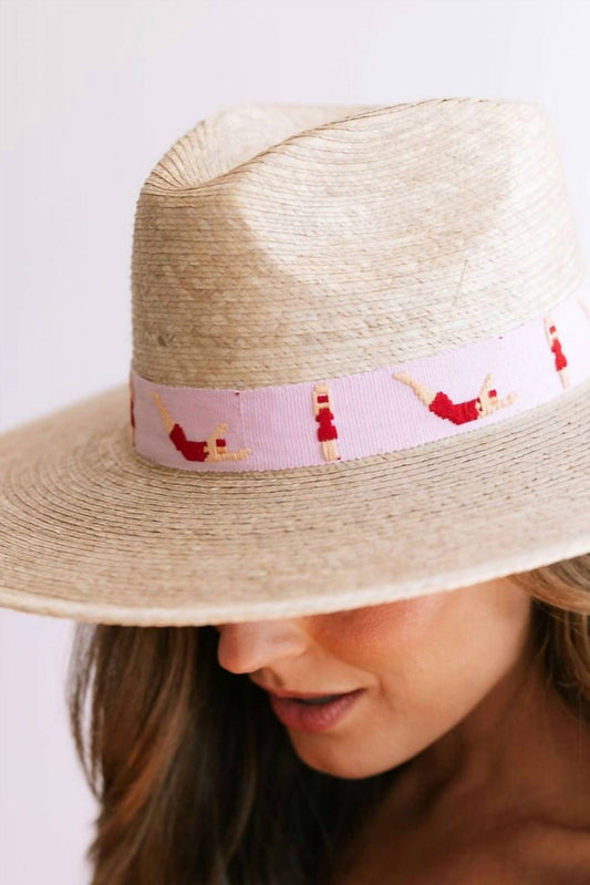 Sunshine Tienda - Women's Swimmers Palm Hat