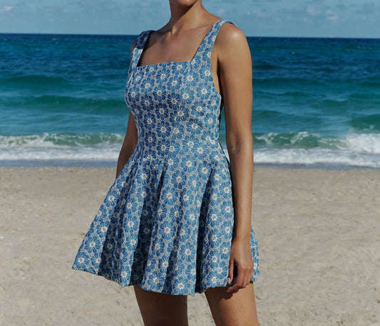 Arianne Elmy - La Bubble Dress