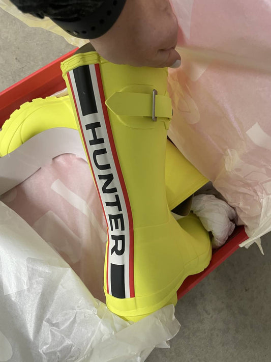 WOMENS ORIGINAL SHORT TRI COLOUR LOGO BACKSTRAP BOOT