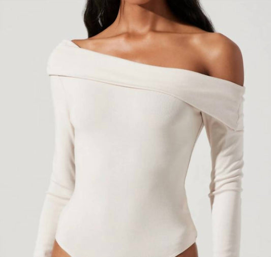 Astr - Lenore Off Shoulder Bodysuit