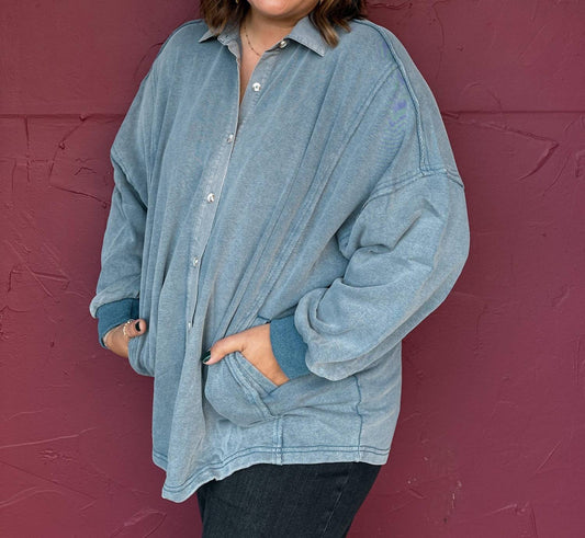 She + Sky - Long Sleeve Contrast Washed Shacket