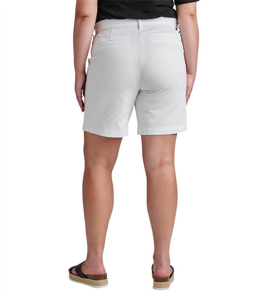8 Mid Rise Pull-On Twill Short Plus