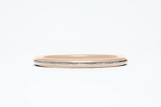 Avenue Chic - Women's Skinny Bangle