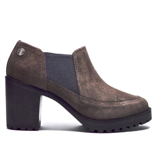 Chelsea Jones - Women's Step Mid Heel Ankle Boot
