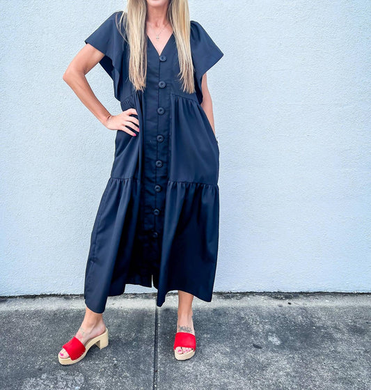 Entro - Twirl-worthy Flutter Sleeve Tiered Midi Dress