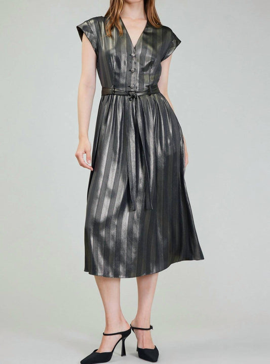 Nyland - Berlin Short Sleeve V-neck Midi Dress