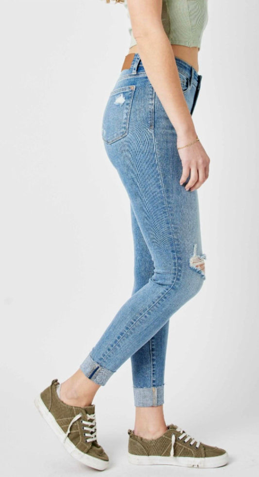 Judy Blue - Mid Rise Destroy & Cuff Skinny Jean