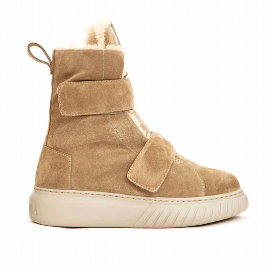 Andia Fora - WOMEN'S THALIA MONTANE SHEARLING BOOT