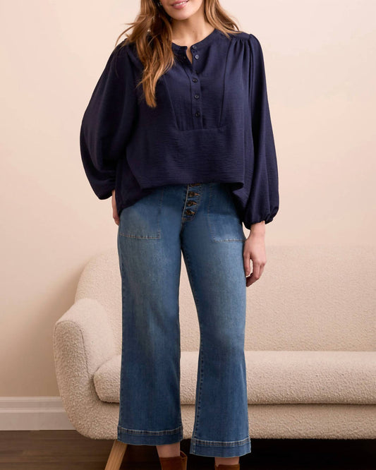 Tribal - Hemmed Front Blouse