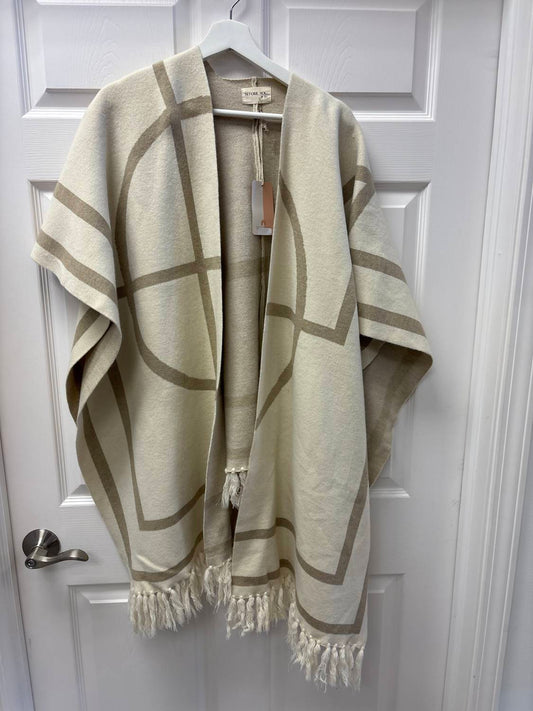 Before You - fringed shawl taupe