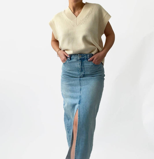 Olivaceous - Sweater Vest